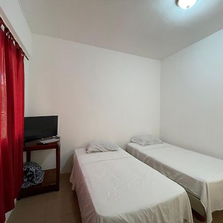 Casa De Huespedes "Darling" Hotel Puerto Baquerizo Moreno Ngoại thất bức ảnh