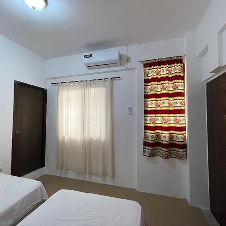 Casa De Huespedes "Darling" Hotel Puerto Baquerizo Moreno Ngoại thất bức ảnh
